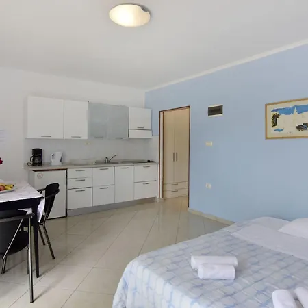 Mit Pool Und Whirlpool In Der Naehe Des Strandes By Interhome Apartmán *